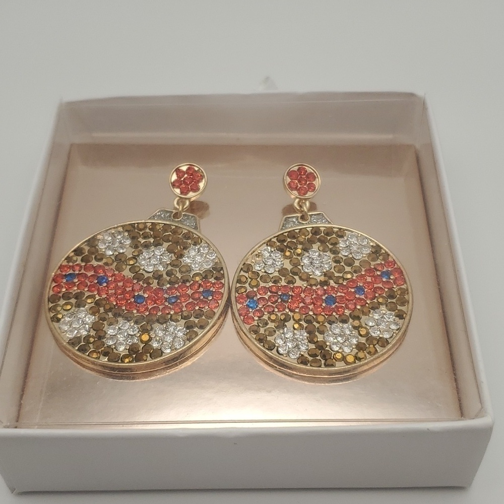 NWT Rhinestone Ornament Christmas Earrings - Picture 5 of 6